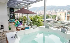 Hotel Sixtina Plaza Medellin